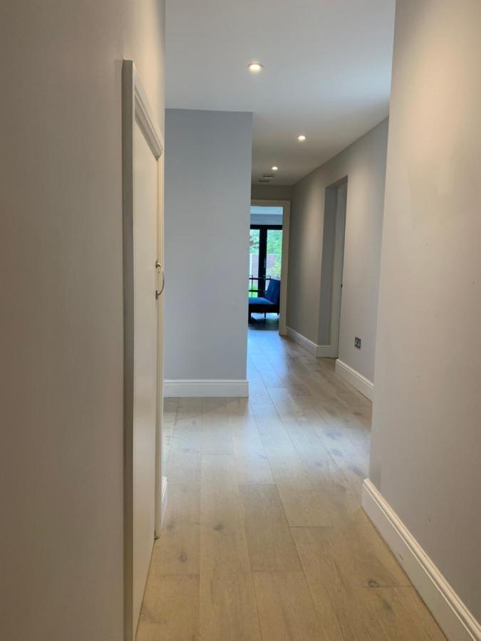 Wonderful 3 Bed Flat With Private Garden In Wimbledon - 1 The Queens Apartment Londra Exterior foto